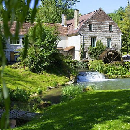 Moulin De Mombreux Hotel Lumbres Exterior photo