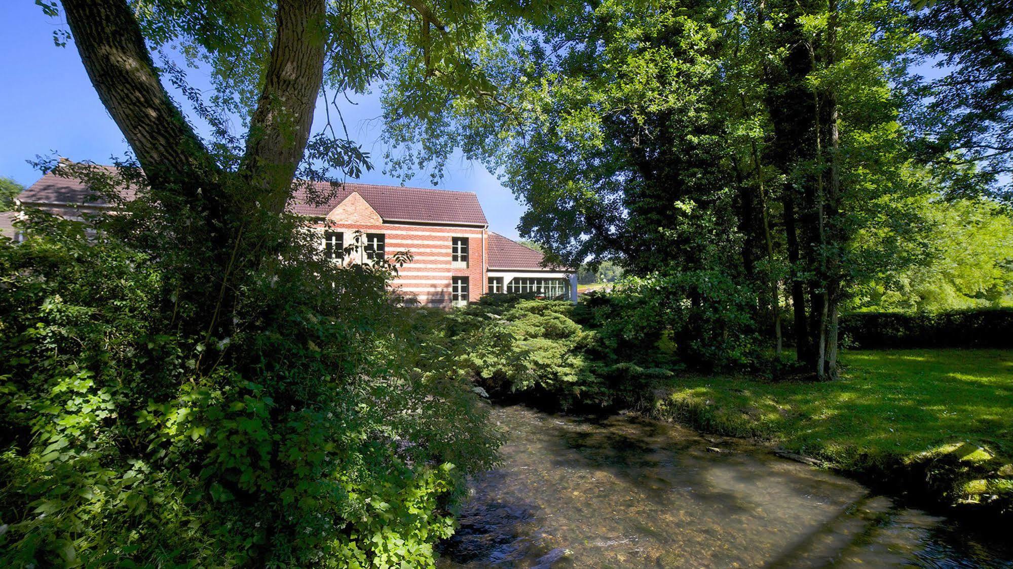 Moulin De Mombreux Hotel Lumbres Exterior photo